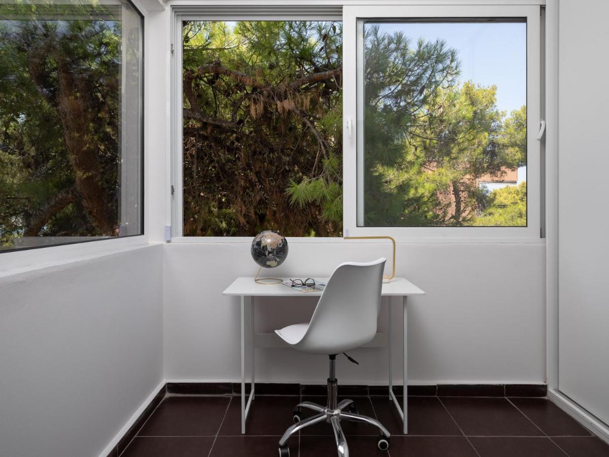 Relux Sea View 2 Bedroom Apartment By Blupine Athen Eksteriør billede